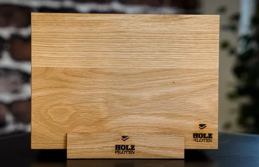 Brotzeitbrett aus Eiche mit Halter als 2er oder 4er Set
