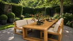 Low Dining Gartenmöbel Set GA6901 aus recyceltem Teakholz auf einer Terrasse