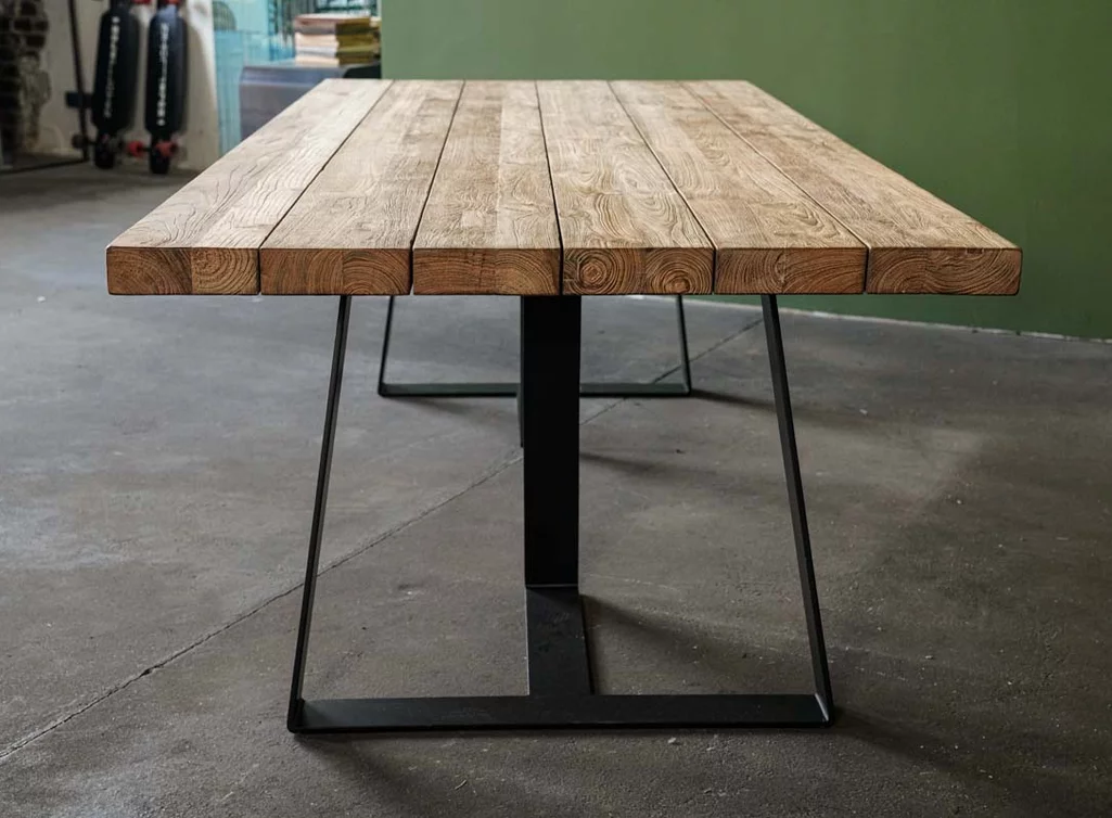 Gartentisch massiv Teak und Stahl