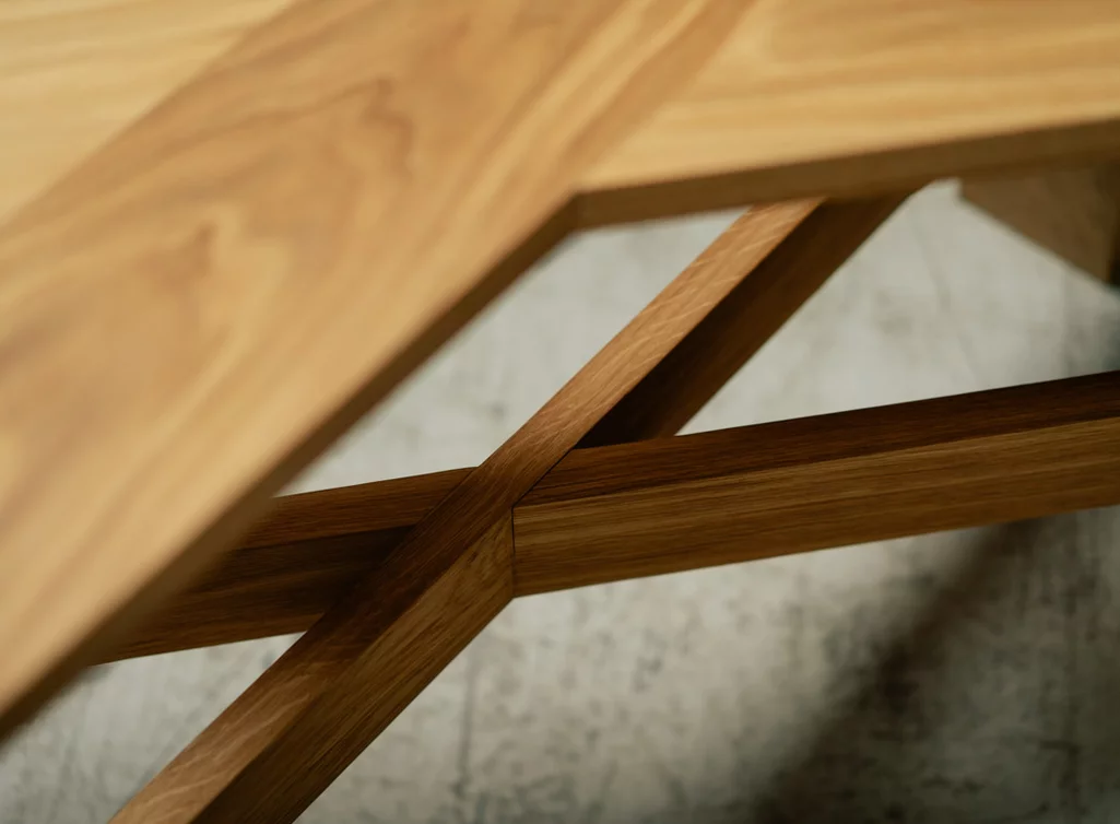 Eichenholz Tischuntergestell Mittelstrebe mit Schlitz-/ Zapfenverbindung