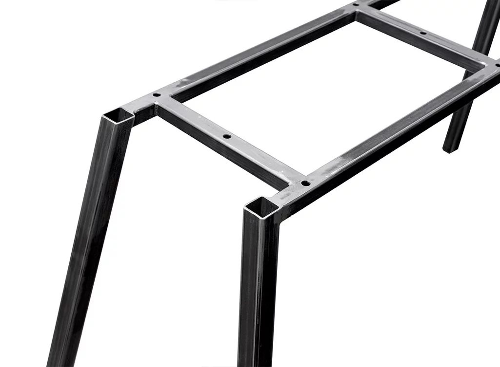 Detail Schweißstellen Tischgestell Rohstahl