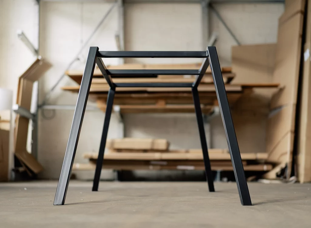 AZA878 aus Rohstahl - Abbildung mit schwarz lackierter Oberfläche