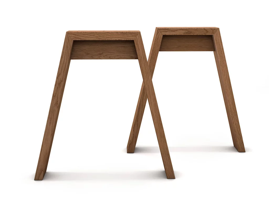 Massives Untergestell auf Maß aus Eiche gefertigt klassische Bauweise vereint mit einer modernen Form