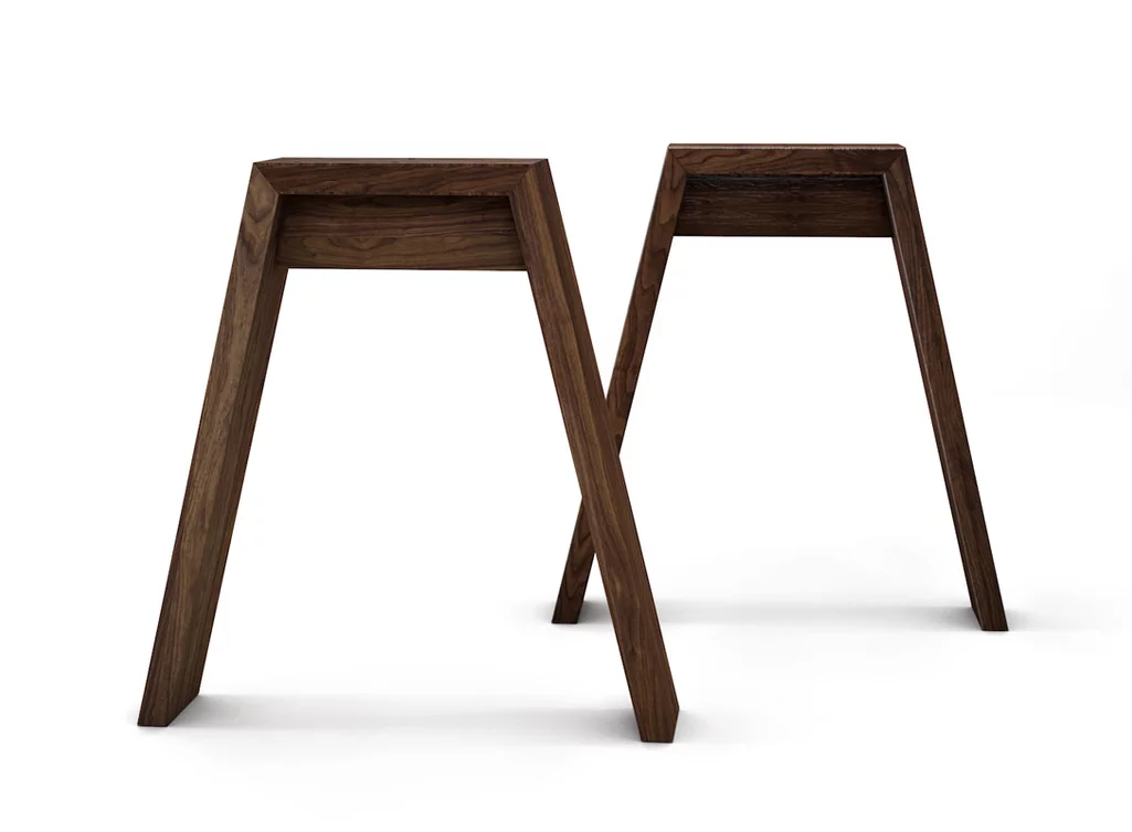 Tischgestell aus Holz Nussbaum nach Maß gefertigt in massiver Ausführung