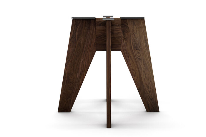 Nussbaum Mittelfuß Tischgestell auf Maß aus Massivholz gefertigt
