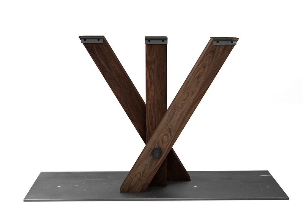 Gekreuztes Tischuntergestell aus Nussbaum nach Maß in vollmassiver Ausführung