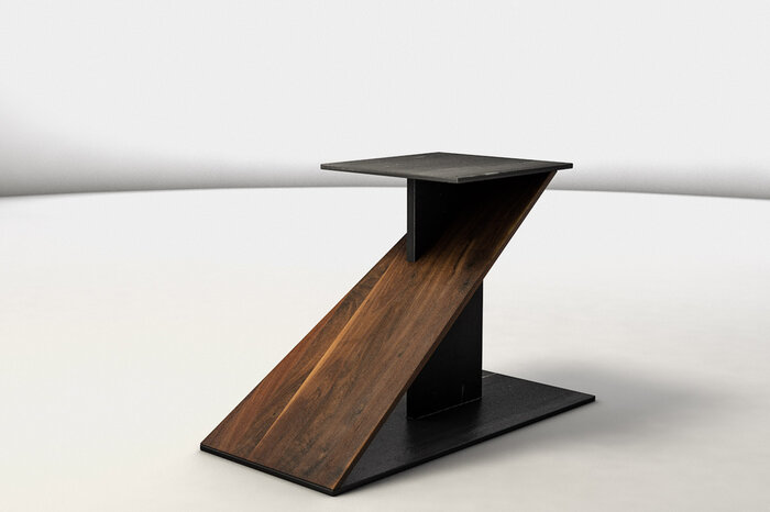 Design Tischgestell aus Nussbaum nach Maß massiv mit purem Stahl gefertigt