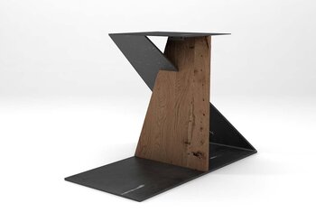 Tischgestell futuristisch aus alter Eiche auf Maß gefertigt
