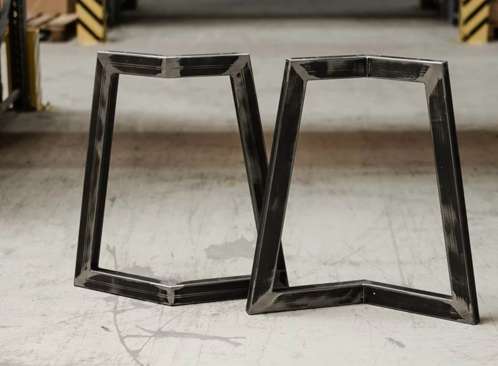 Metall Tischkufen in moderner Ausführung nach deinem Maß Metall Tischkufen in moderner Ausführung nach deinem Maß