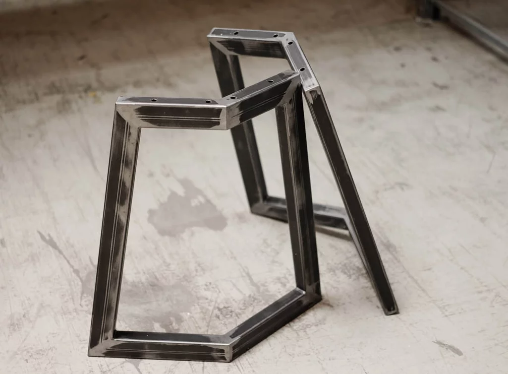 Tischkufen aus Stahl individuell nach deinen Maßen gefertigt Tischkufen aus Stahl individuell nach deinen Maßen gefertigt