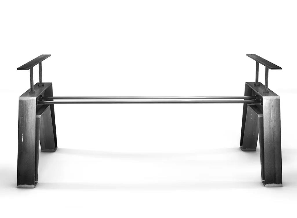Tischuntergestell Metall auf Maß im Industrial Design selbsttragend gefertigt. Tischuntergestell Metall auf Maß im Industrial Design selbsttragend gefertigt.