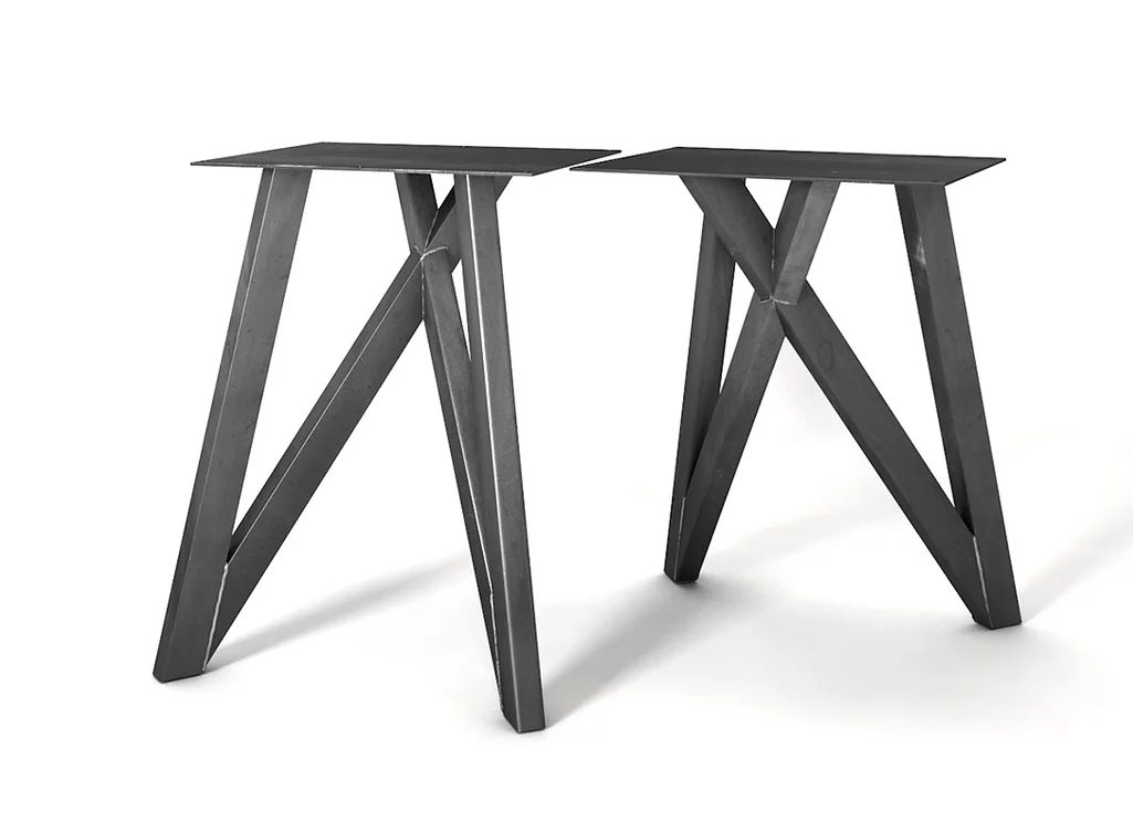 Esstisch Gestell aus Stahl Vierkantrohr in einem kantigen Design. Esstisch Gestell aus Stahl Vierkantrohr in einem kantigen Design.