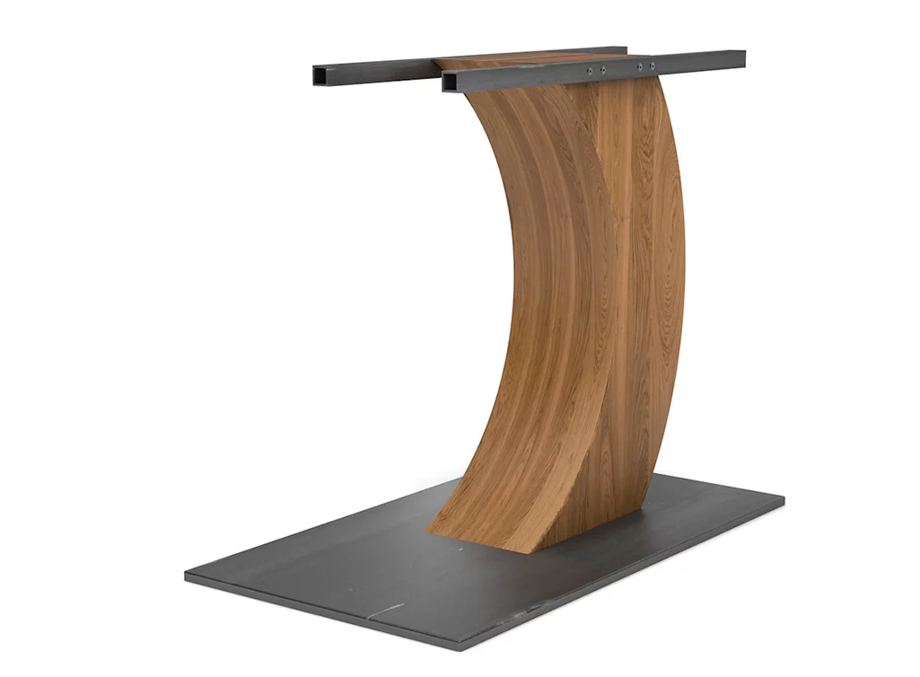 Mittelfuß Tischgestell vollmassiv auf Maß gefertigt Mittelfuß Tischgestell vollmassiv auf Maß gefertigt