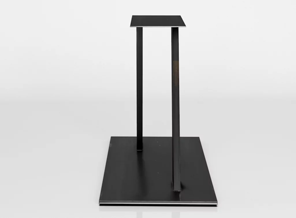 Tischgestell Stahl aus massivem Stahl auf Maß.