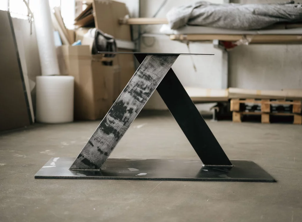 Stylisches Tischgestell Metall in verschiedenen Oberflächen erhältlich