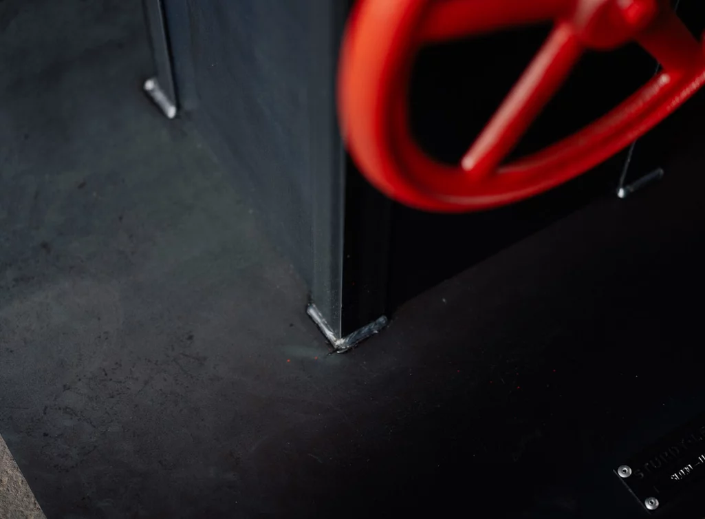 Stahl Gestell aus Rohstahl 