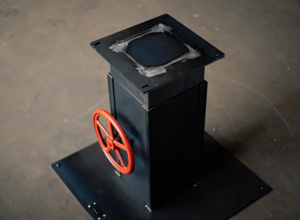 Stahl Gestell für dein Tisch aus purem Rohstahl klar matt lackiert