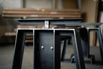 Tischuntergestell Metall im Industrial Design