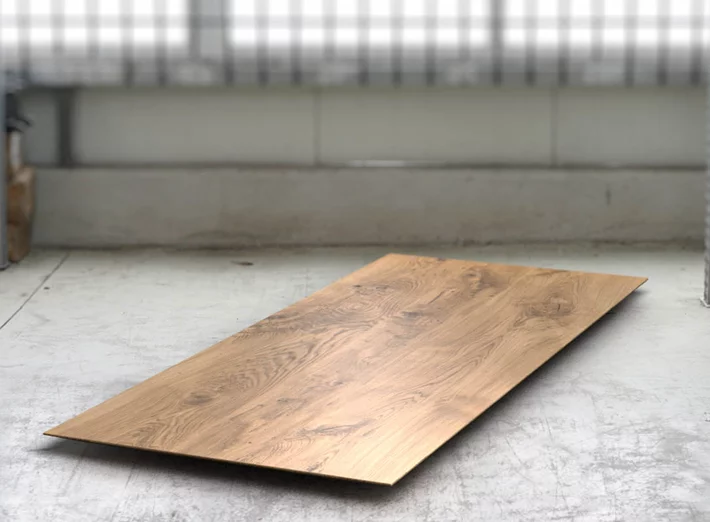 Massivholz Tischplatte Eiche Ast 4cm mit Facettenkante nach Maß