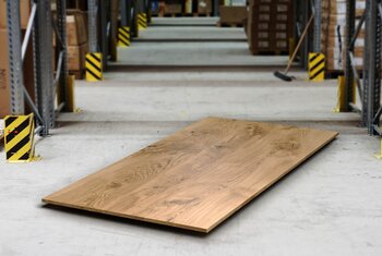 Tischplatte Eichenholz nach Maß mit Astanteil gefertigt