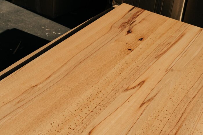 Echtholz Tischplatte nach Maß massiv aus Buche mit Kernholz belassen