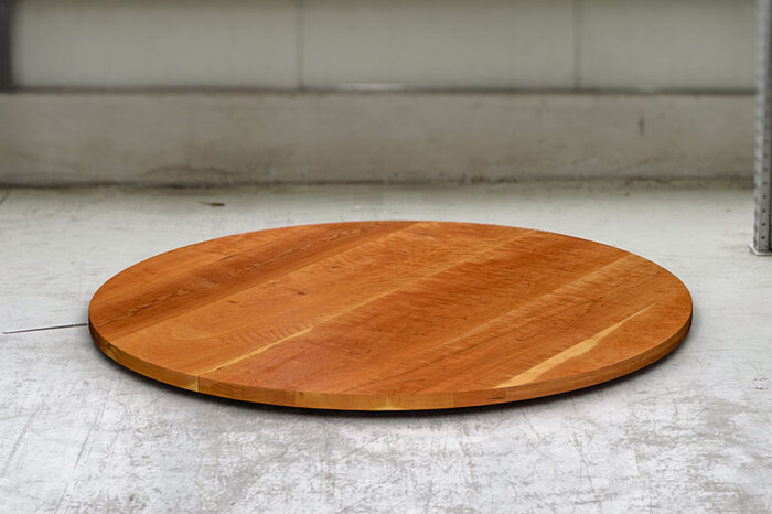 Massive Kirschholz Tischplatte rund 4cm mit charaktervollem Astanteil nach Maß