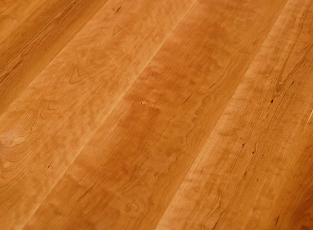 Echtholz Tischplatte nach Maß aus Kirschholz massiv Beispiel Maserung Echtholz Tischplatte nach Maß aus Kirschholz massiv Beispiel Maserung