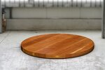 Runde Holztischplatte aus Kirschbaumholz 8cm aufgedoppelt und nach Maß gefertigt