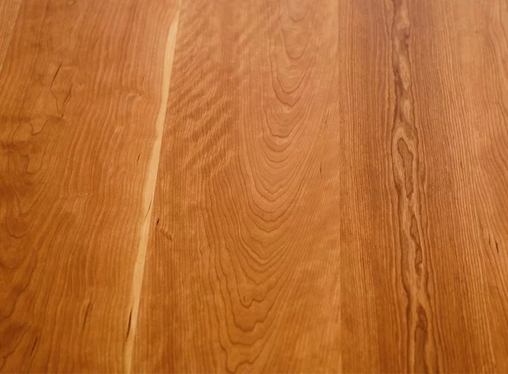 Massivholz Tischplatte nach Maß aus Kirschbaum gefertigt und Natur geölt