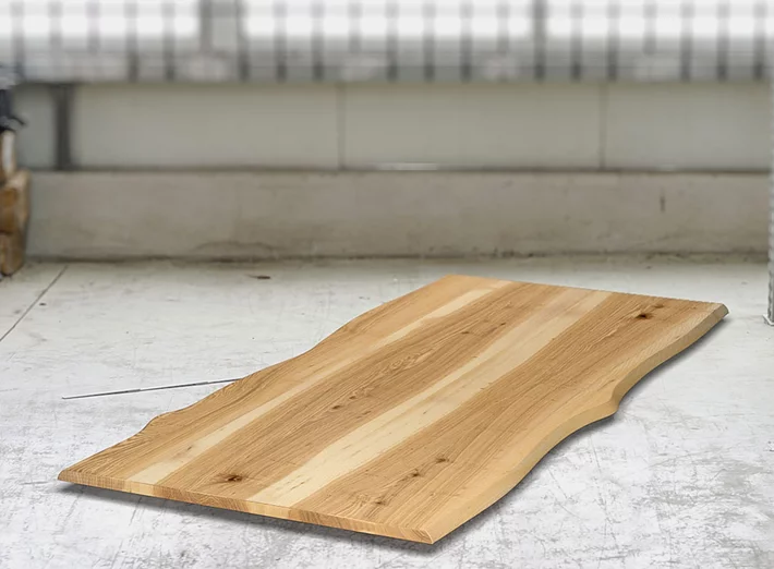 Kernesche Massivholz-Tischplatte 3cm mit Baumkante gefertigt