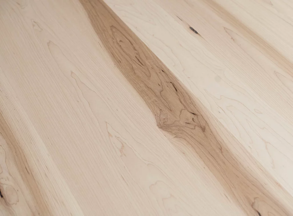 Kernahorn Esstisch Holzplatte Oberfläche weiß geölt