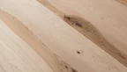 Kernahorn Massivholz Tischplatte mit Astanteil weiß geölt