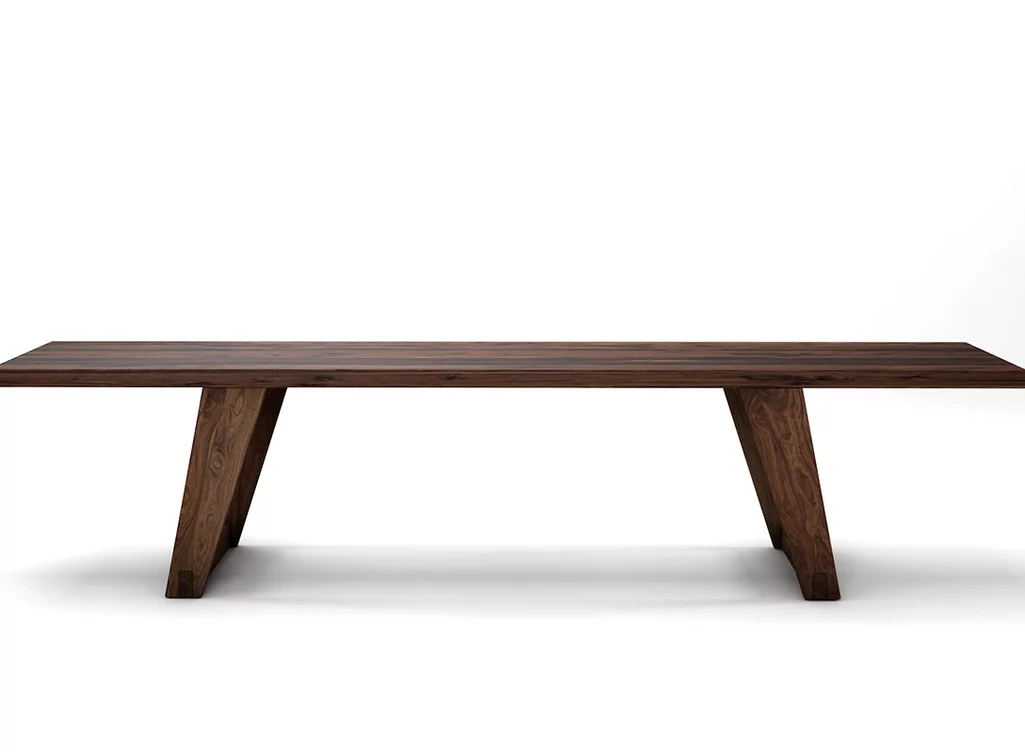 Massivholz Bank aus rustikalem Nussbaum vollmassiv auf Maß mit Kufen aus Holz gefertigt. Massivholz Bank aus rustikalem Nussbaum vollmassiv auf Maß mit Kufen aus Holz gefertigt.