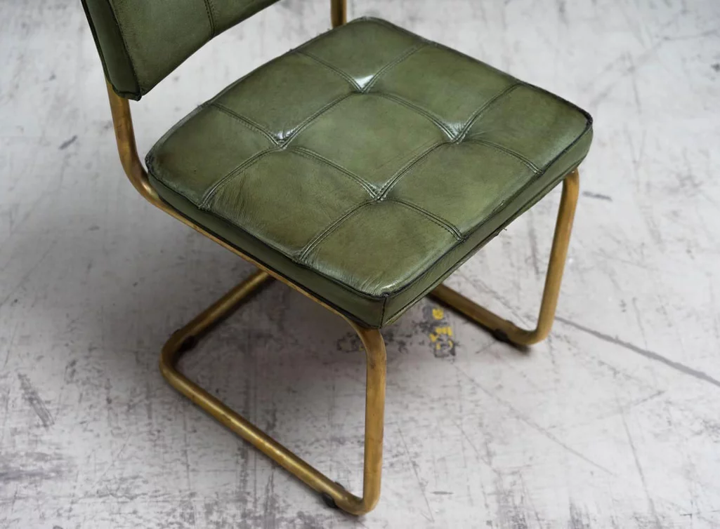 Stahlrohr Freischwinger Detail Sitzfläche