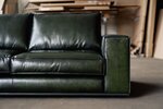 Lounge Sofa aus Leder mit einem Gestell aus Stahl