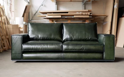Modernes Lounge Sofa aus Buffalo Leder in British Green Modernes Lounge Sofa aus Buffalo Leder in British Green