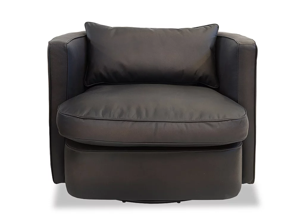Drehsessel Leder im angesagtem Clubdesign Drehsessel Leder im angesagtem Clubdesign