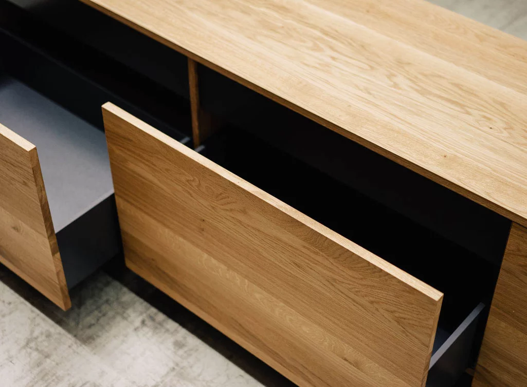 Eiche Sideboard modern in Maßfertigung Massivholz