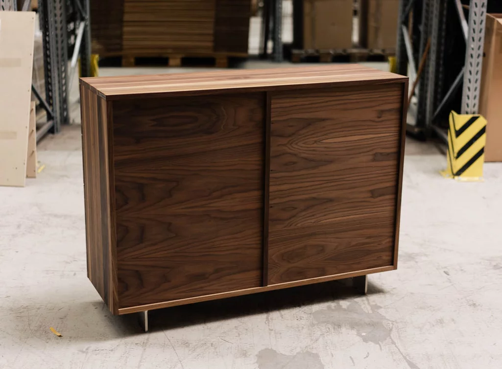 Schubladen Kommode Nussbaum Ansicht Rückseite