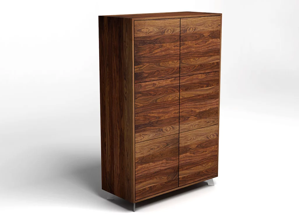Edler Massivholzschrank aus Nussbaum im modernen Design