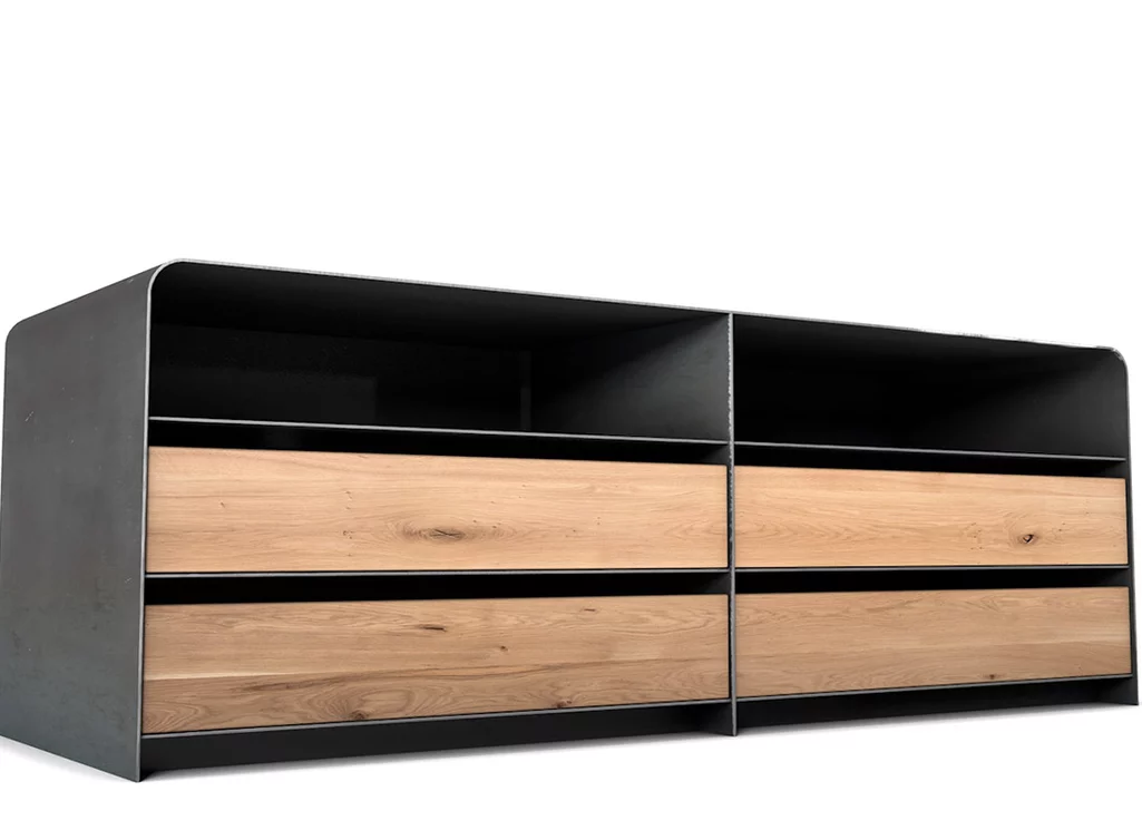 Modernes Stahl Sideboard mit Eichefronten Modernes Stahl Sideboard mit Eichefronten
