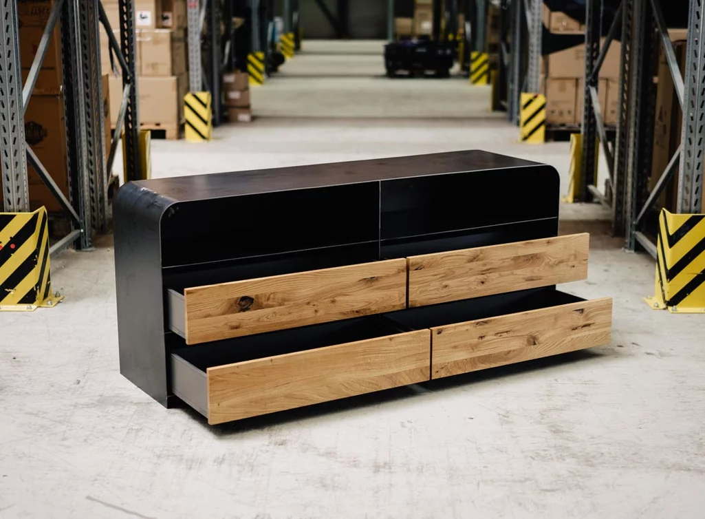Sideboard Stahl mit Eichefronten und Schubladen Sideboard Stahl mit Eichefronten und Schubladen
