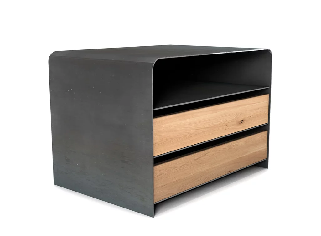 Metall Sideboard mit Eichefronten gerundet Metall Sideboard mit Eichefronten gerundet