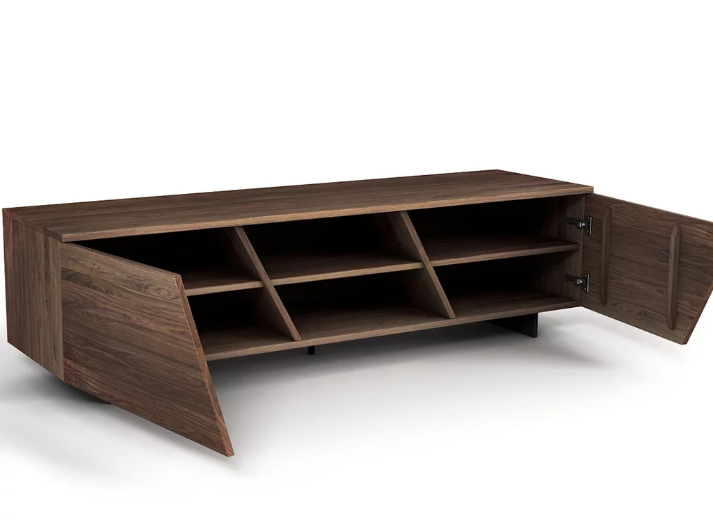 Holz Sideboard mit schrägen Zwischenwänden aus Nussbaum. Holz Sideboard mit schrägen Zwischenwänden aus Nussbaum.