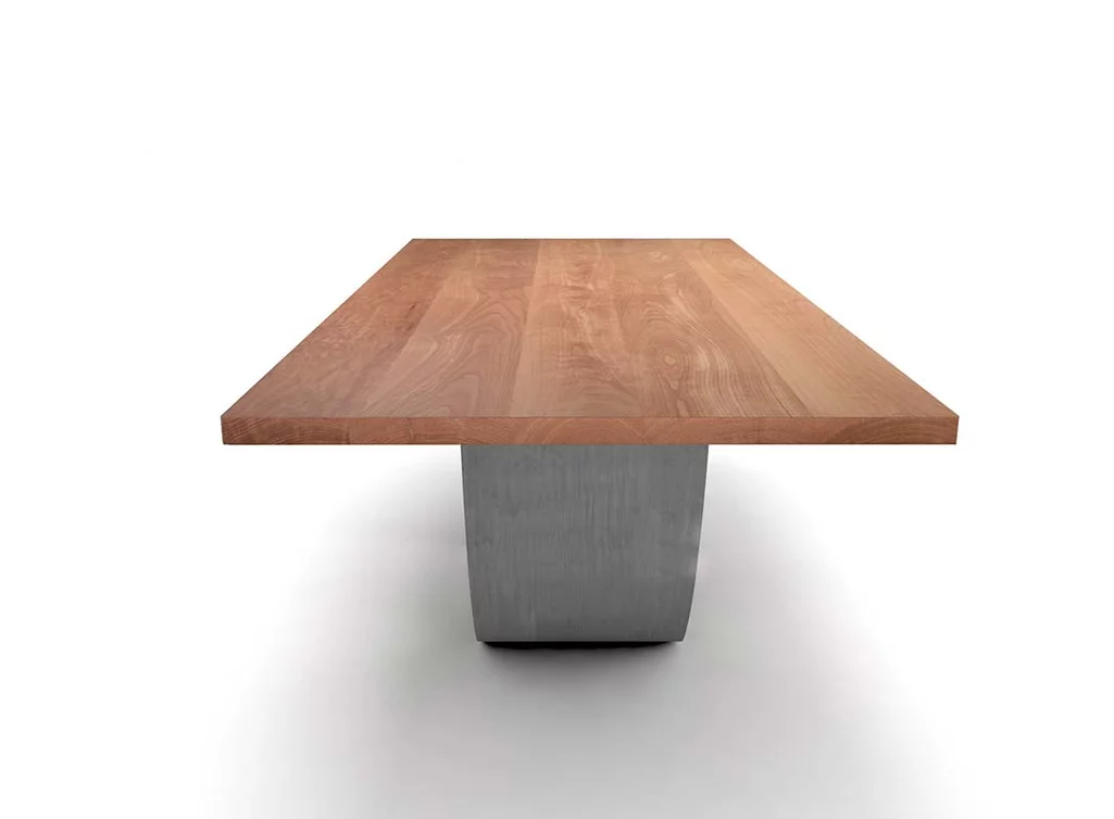 Esstisch Buche nach Maß mit Tischgestell aus Stahl in Wellenform