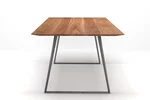 Minimal Design Tisch modern mit Stahlkufen