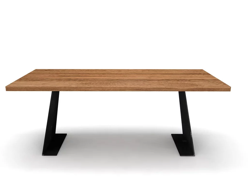 Wangentisch in Eiche mit Stahlwangen auf Maß