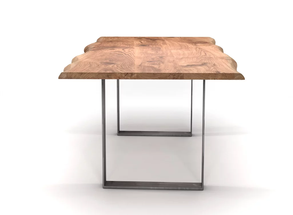 Tisch mit Baumkante nach Maß