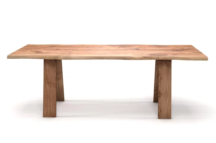 Baumtisch aus massiver Eiche