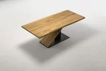 Tisch Design nach Maß Eiche Baumkante